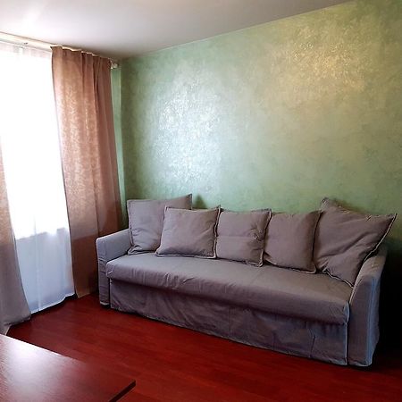 Hotel Mic Bukarest Kültér fotó
